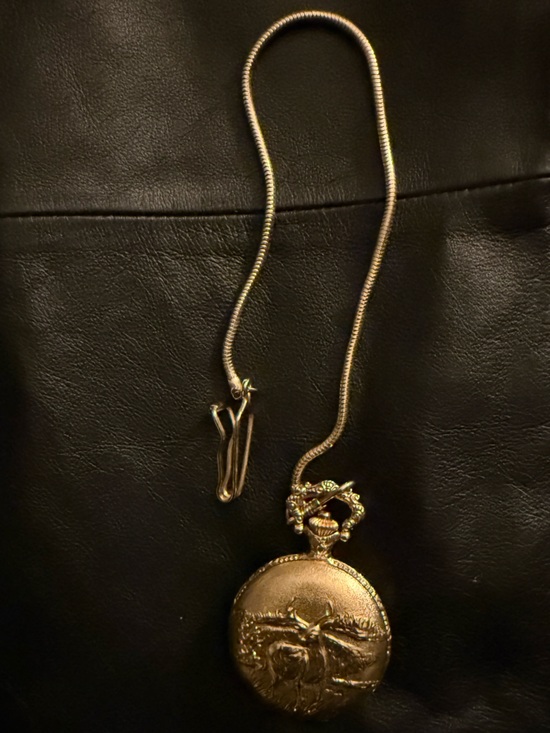 Cariole Other - Cariole Vintage 45mm Gold-Tone “Buck” Pocket Watch Antimagnetic (not working)